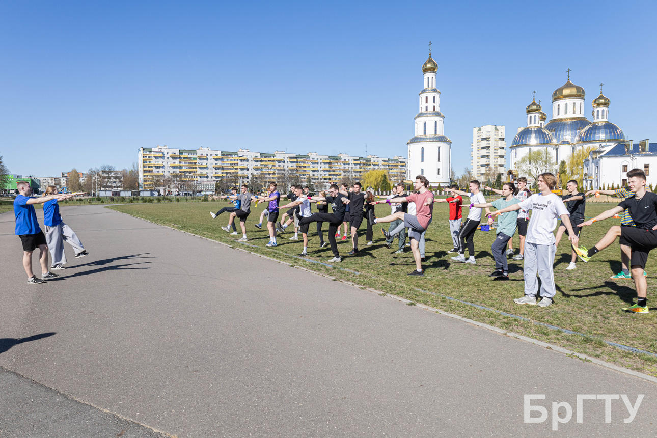«СОЗДАЕМ СЕБЯ САМИ»