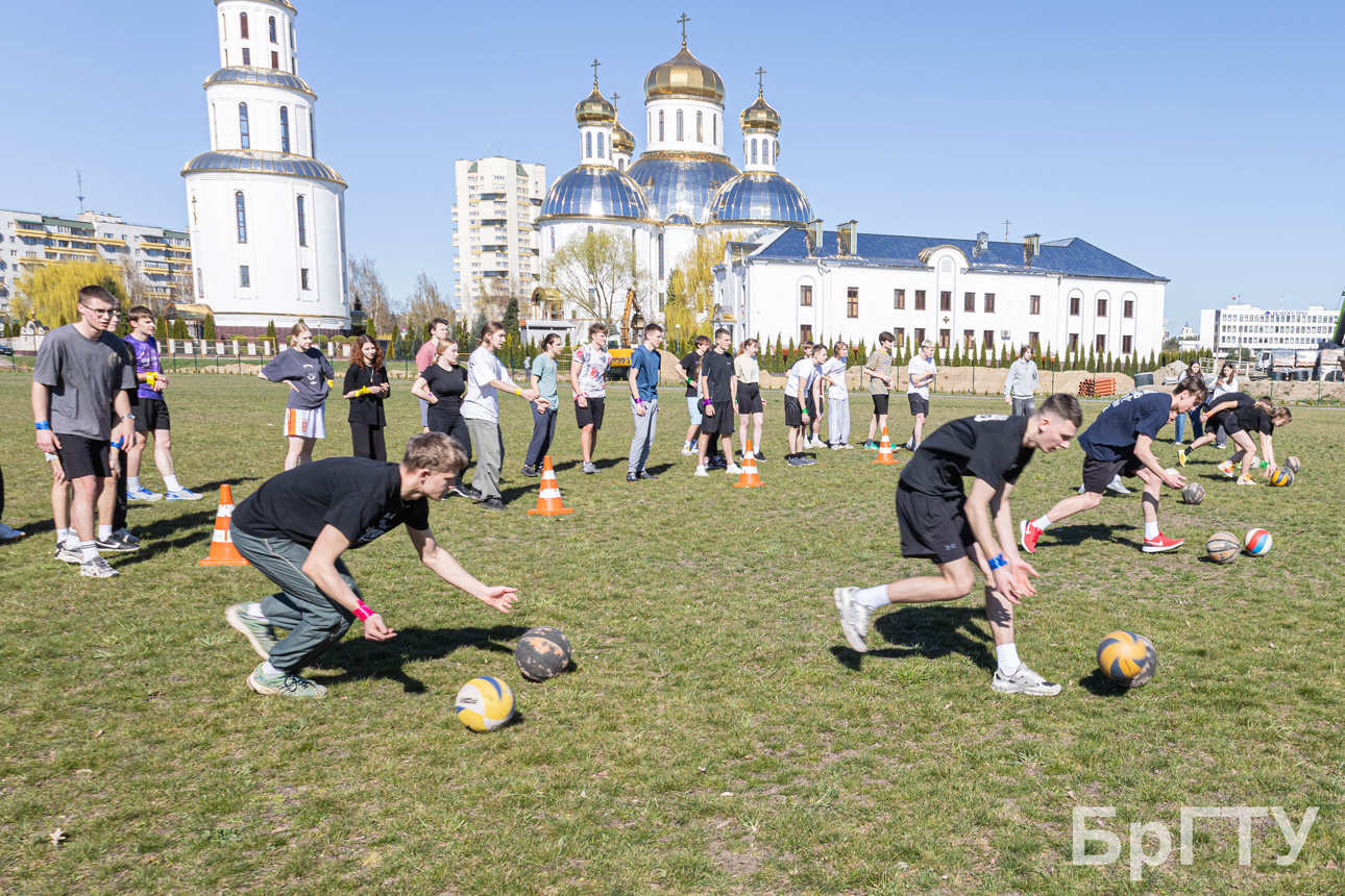 «СОЗДАЕМ СЕБЯ САМИ»