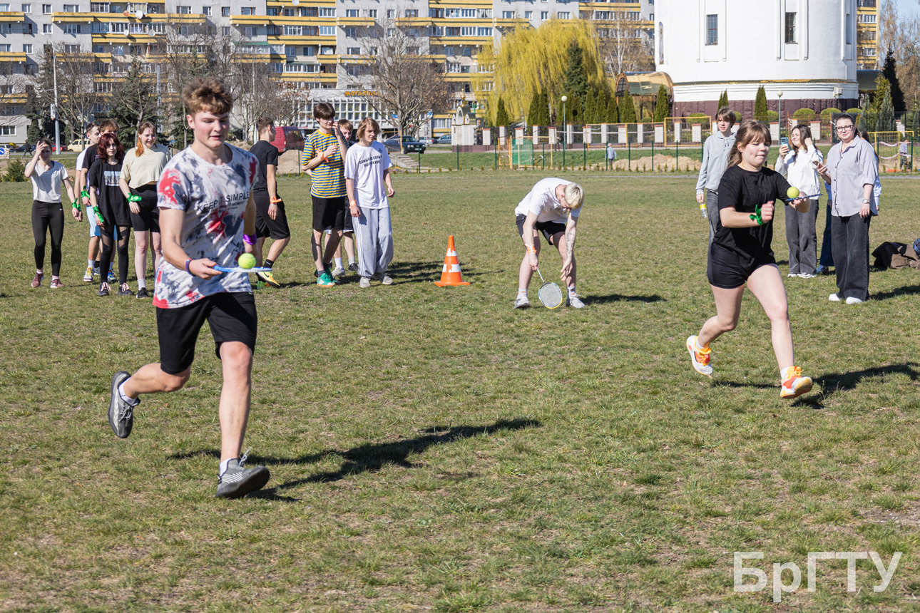 «СОЗДАЕМ СЕБЯ САМИ»